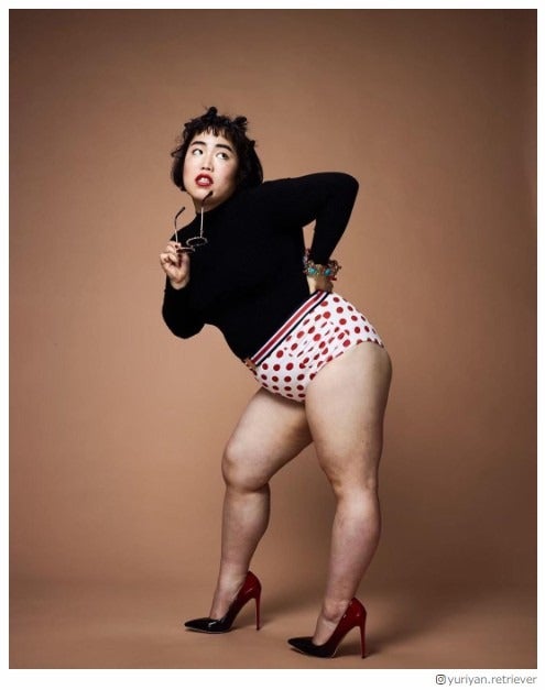 ゆりやんレトリィバァ“雰囲気ガラリ”赤ドットパンツのクールショットが話題