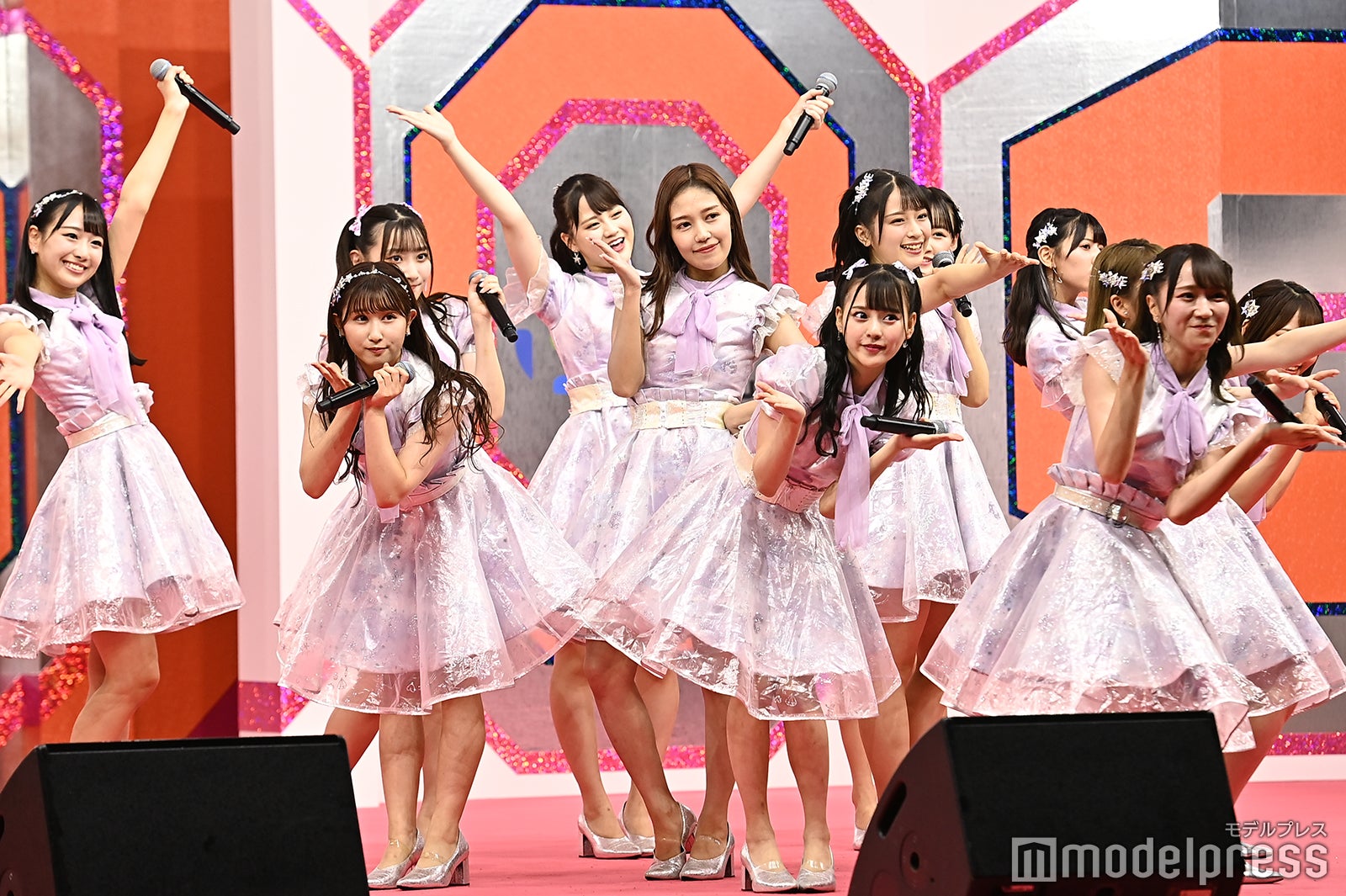 ＝LOVE（C）モデルプレス