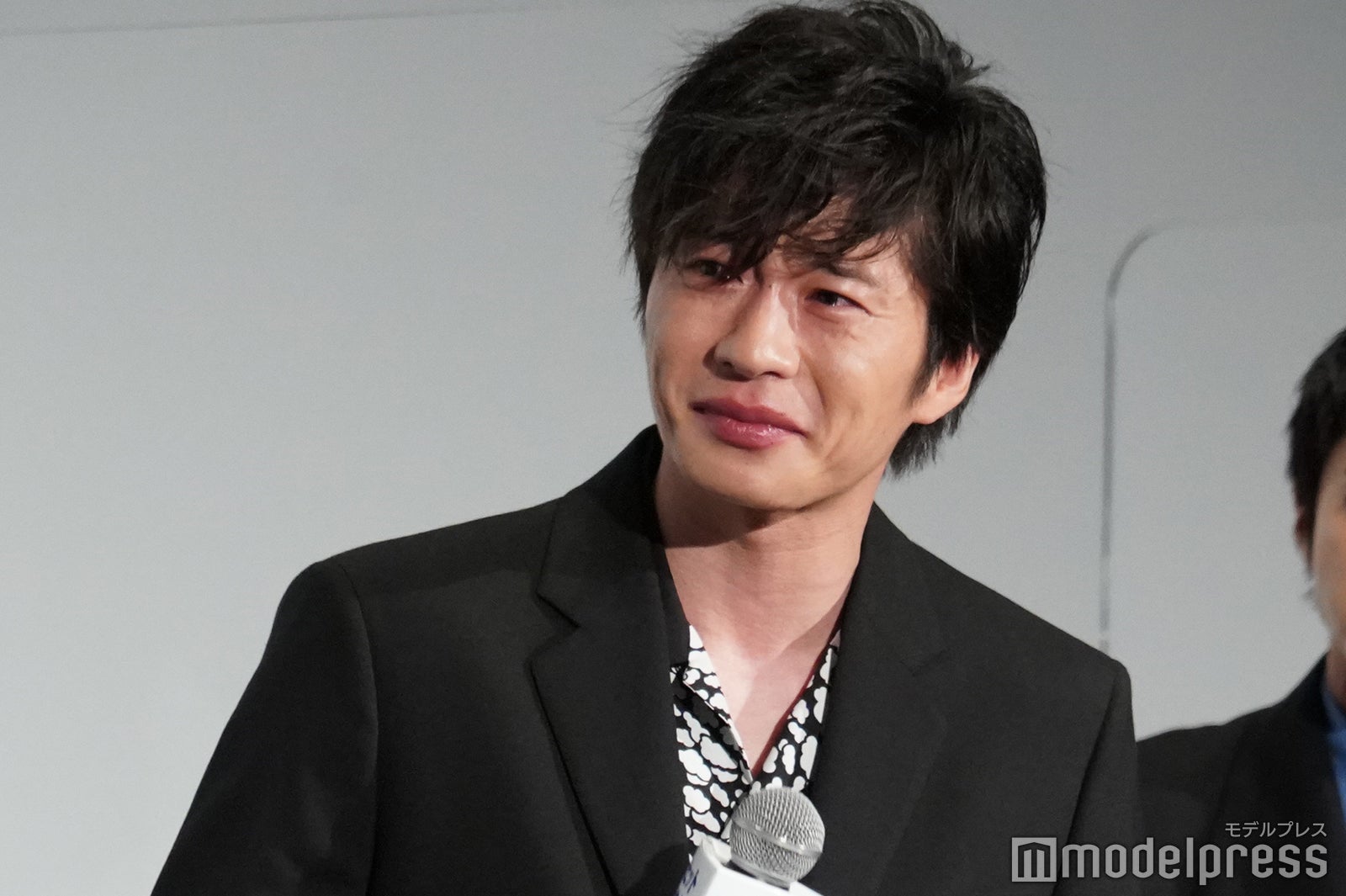 田中圭、サプライズに号泣　土屋太鳳・山田裕貴も涙「圭さんこそ神様」＜ヒノマルソウル＞