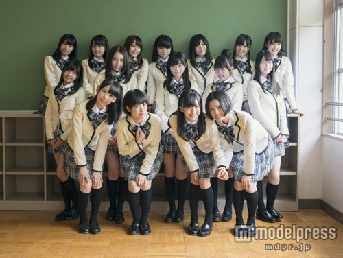 HKT48「メロンジュース」（2013年9月4日発売）アーティスト写真