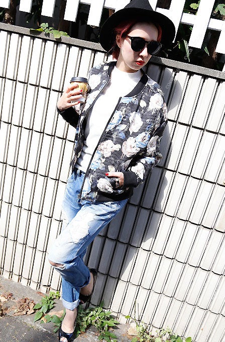 花柄キルティングブルゾン「coca」11,900円（税込）／画像提供：coca