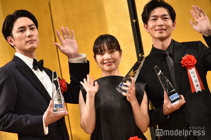 間宮祥太朗、岸井ゆきの、松下洸平 (C)モデルプレス