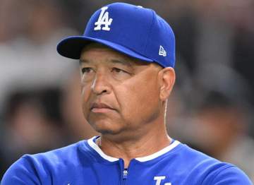 ドジャース ロバーツ監督の継投策が裏目 クローザーのスコット八回投入も決勝点奪われる ブレーブスに痛恨の敗戦で連勝ストップ