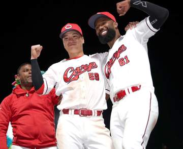 広島・新井監督 2ラン大盛に「気迫を感じました」「森浦も島内もやってもらわないといけない投手」【一問一答】