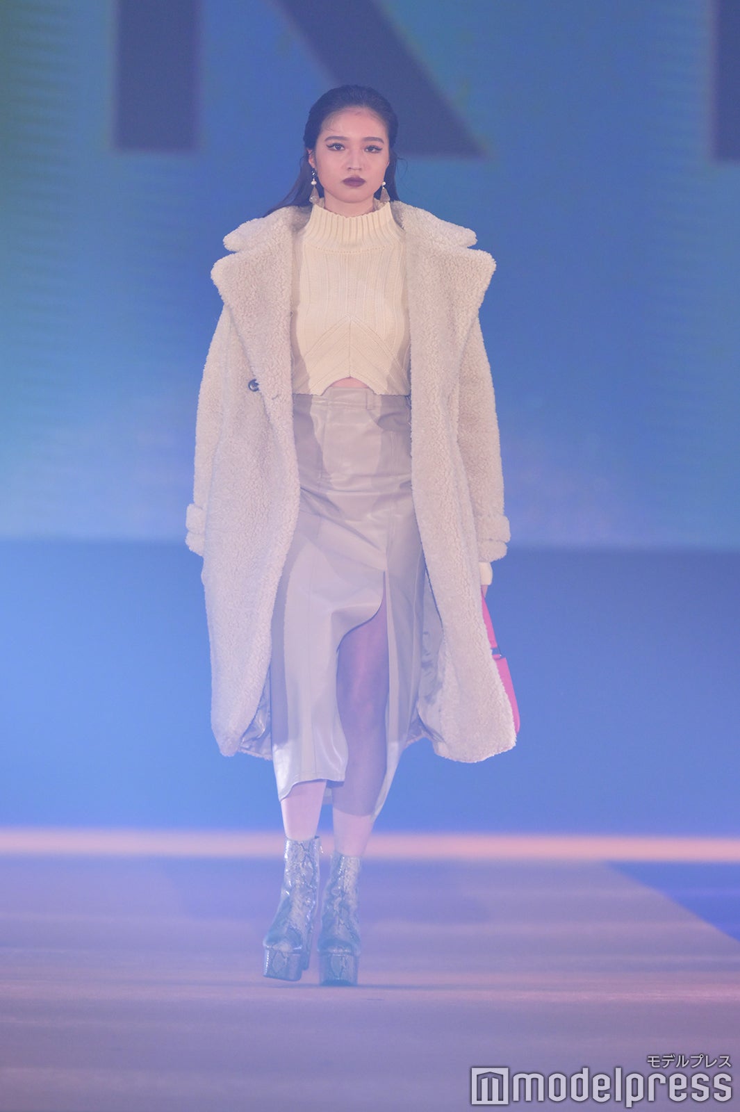 （C）モデルプレス