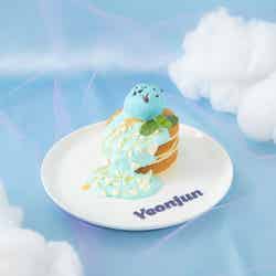 YEONJUN チョコミントパンケーキ税込1,990円(C)BIGHIT MUSIC & HYBE. All Rights Reserved.