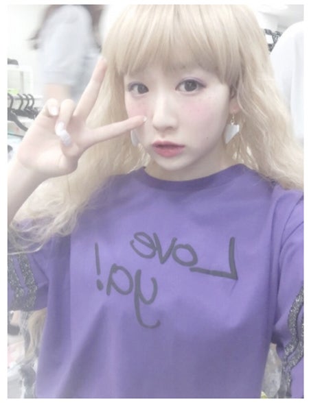 ブロンドヘアに「お人形さん」の声／越智ゆらのオフィシャルブログ（Ameba）より【モデルプレス】