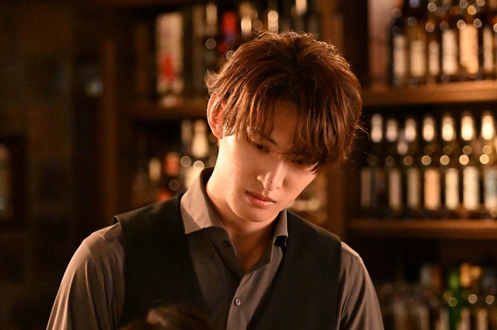 「リビングの松永さん」Snow Man向井康二、黒川智花と本気のキス 最終回での“別人級イメチェン”も話題「やられた」「刺さりまくり」