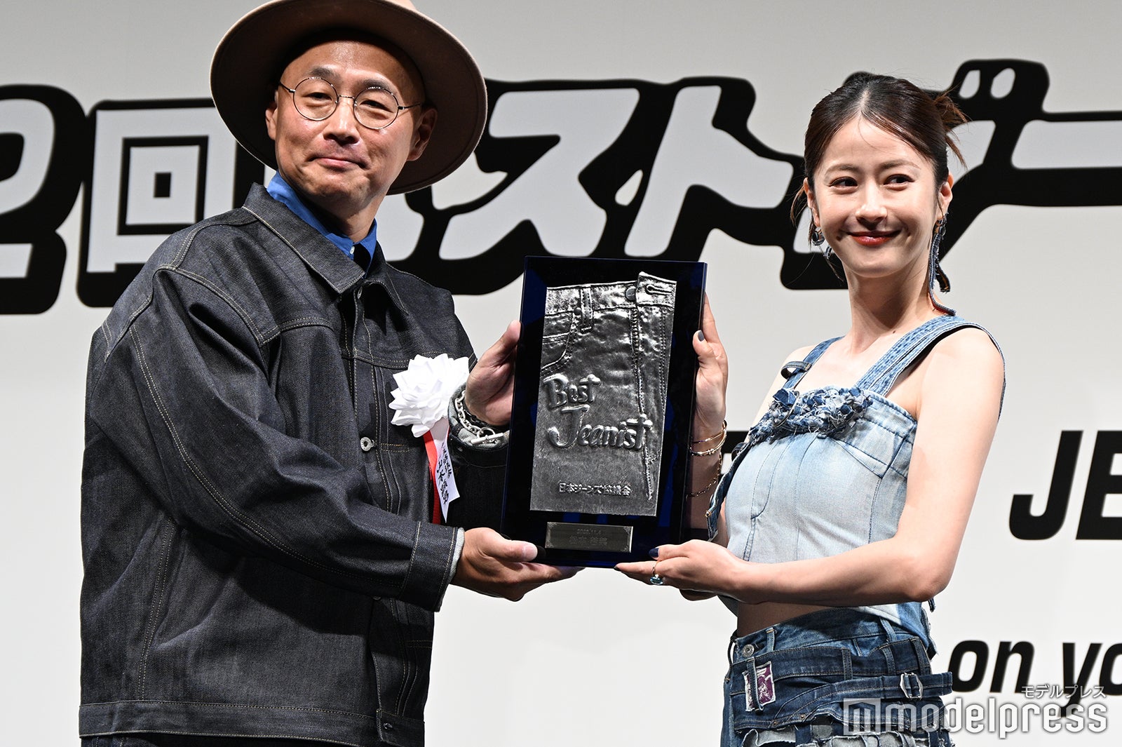 （右）松本若菜（C）モデルプレス