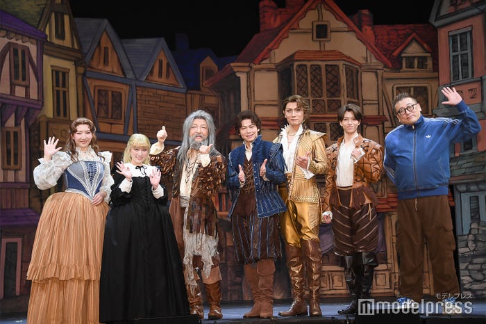 瀬奈じゅん、矢吹奈子、石川禅、中川晃教、加藤和樹、大東立樹、福田雄一(C)モデルプレス