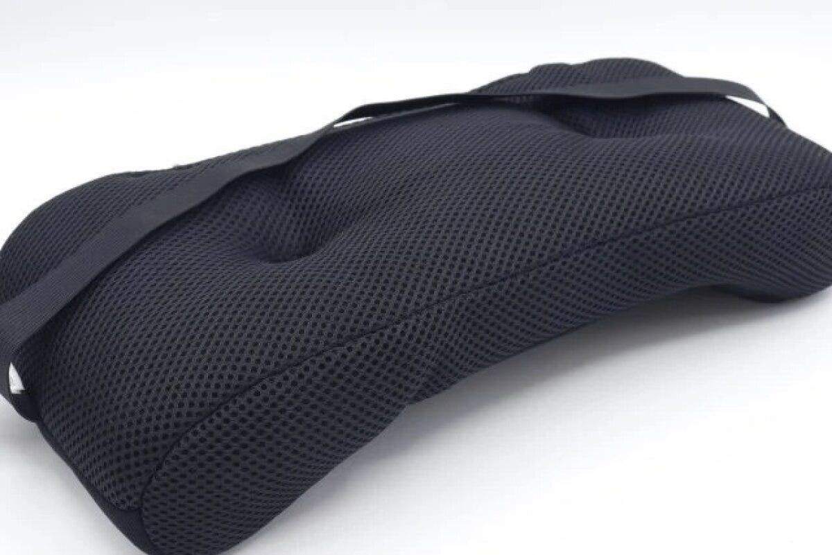 ダイソー　ウエストクッション