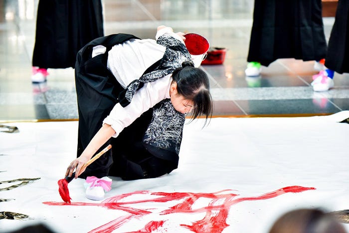 「一緒に熱くならないか!~プロと10代の情熱ステージ~」より(画像提供:関西テレビ)