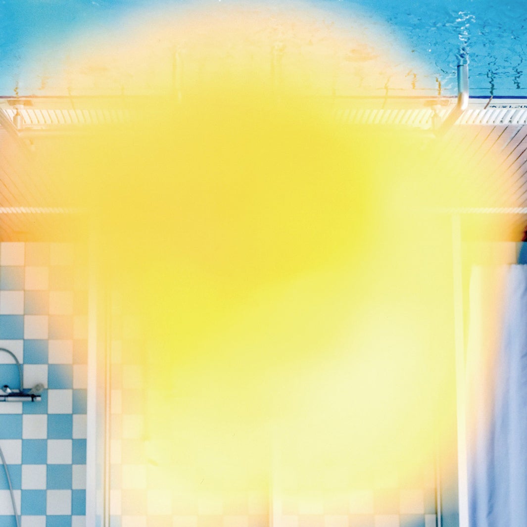 Little Glee Monster 20th Single「magic！／生きなくちゃ」通常盤ジャケット写真（提供写真）