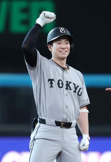巨人 橋上監督代行が初の連勝！序盤3イニングで日本ハム・有原を鮮やかに攻略 わずか6球で松本剛が恩返しの決勝打