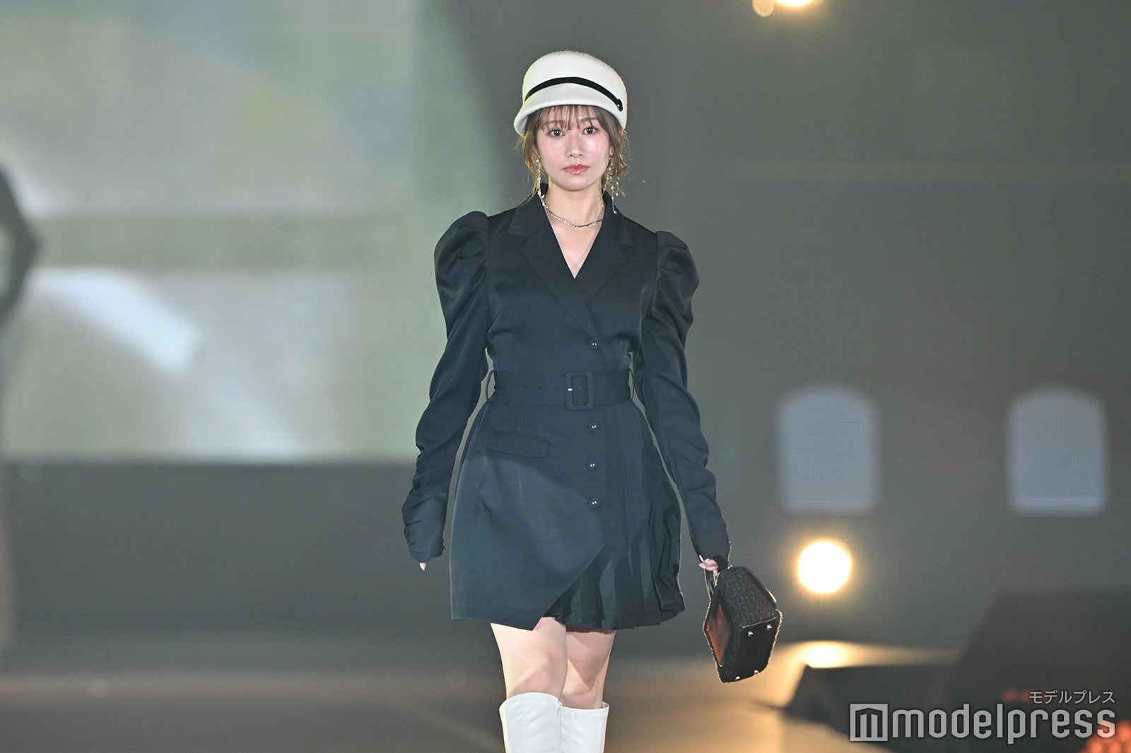 （C）モデルプレス