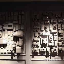 懐かしの家電やゲーム機器がモチーフになった遊び心のあるデザイン/メルキュール東京羽田エアポート(C)モデルプレス