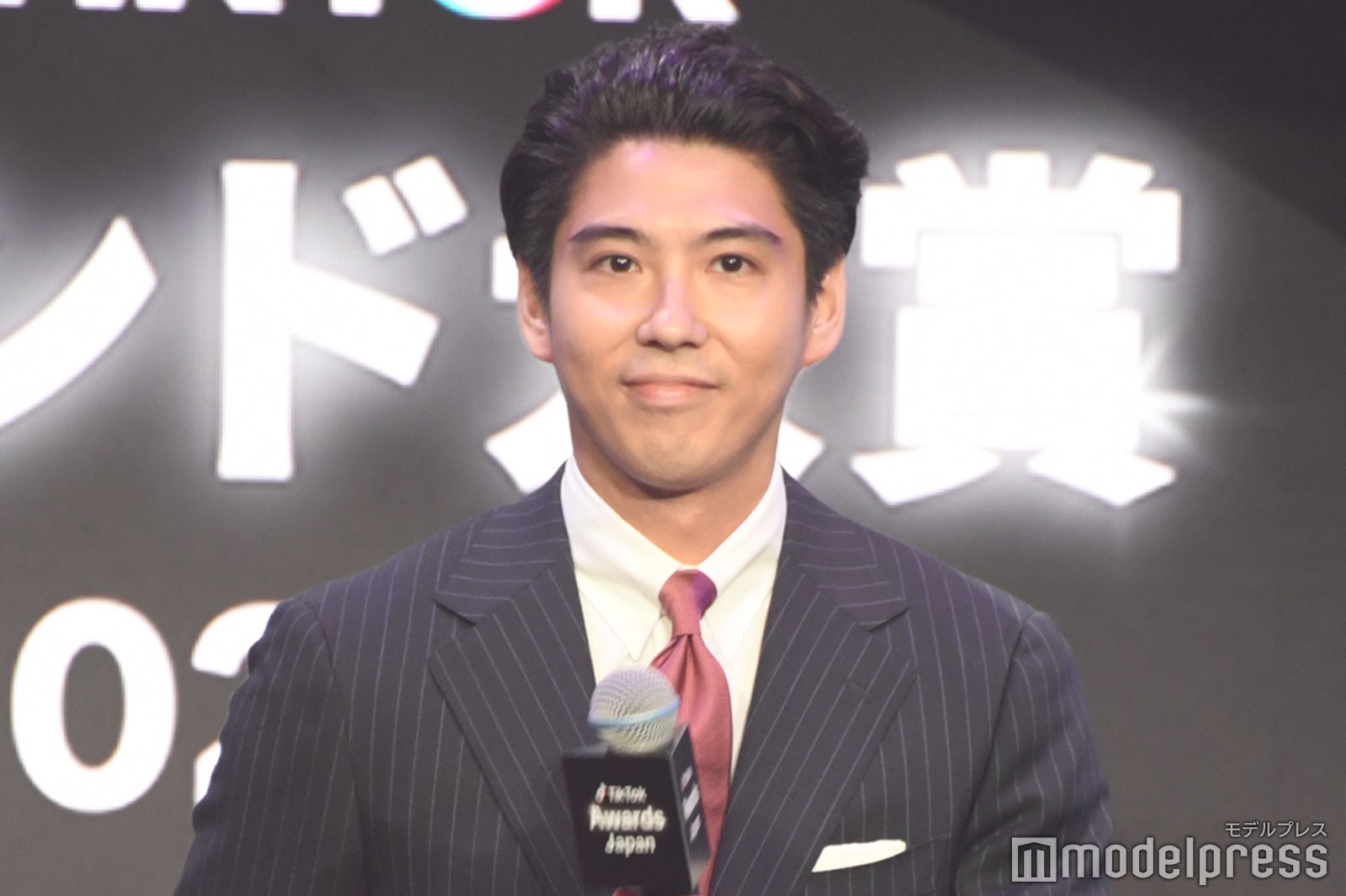 賀来賢人（C）モデルプレス