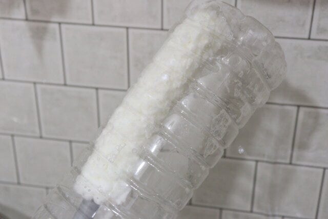 ペットボトル洗い（アクリル繊維）　しなる
