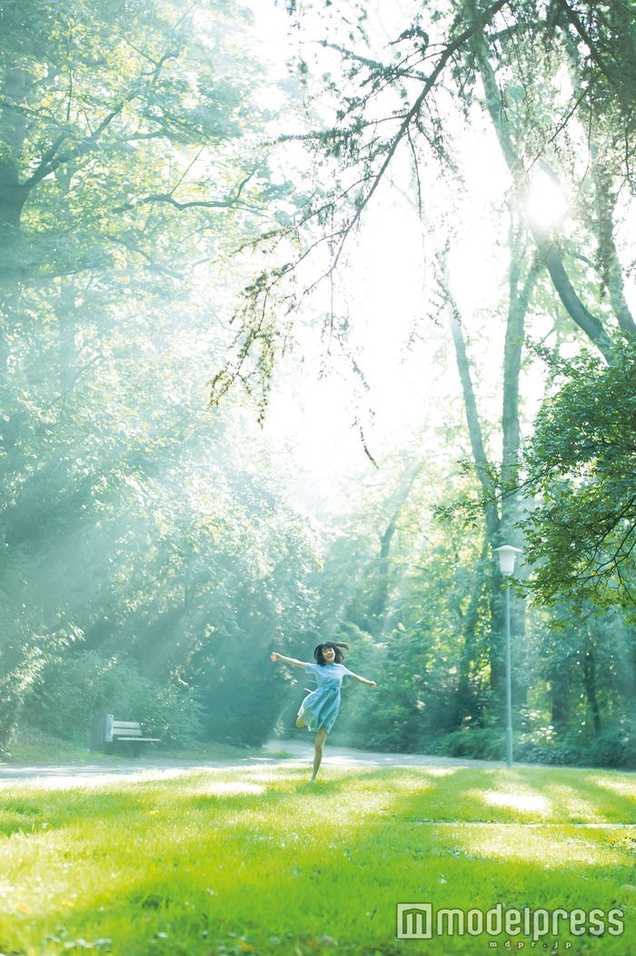 生田絵梨花ファースト写真集『転調』(C)細居幸次郎/週刊ヤングジャンプ