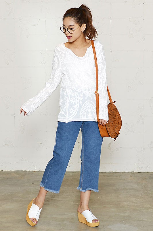 刺繍レースボヘミアントップス「coca」2,690円（税込）／画像提供：coca