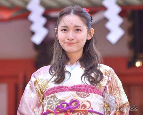 浅川梨奈、ハーフアップ&前髪分けスタイルで雰囲気ガラリ 今年は“ディズニー年間50回”目指す