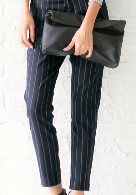 ハイウエストテーパードパンツ「神戸レタス」2690円（税込）／画像提供：神戸レタス