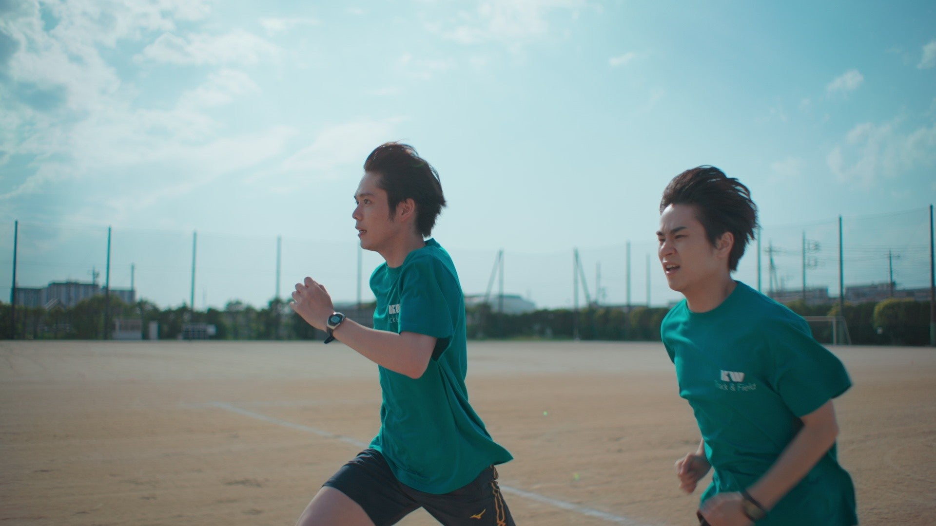 細田佳央太、前田旺志郎「あの子の子ども」第4話より（C）カンテレ