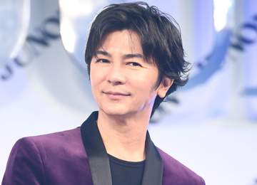 「奥さん可愛すぎんだろ」「めちゃ美人」武田真治の22歳下妻にSNS沸く TV初共演、薄化粧の透明感が衝撃！3歳児ママ