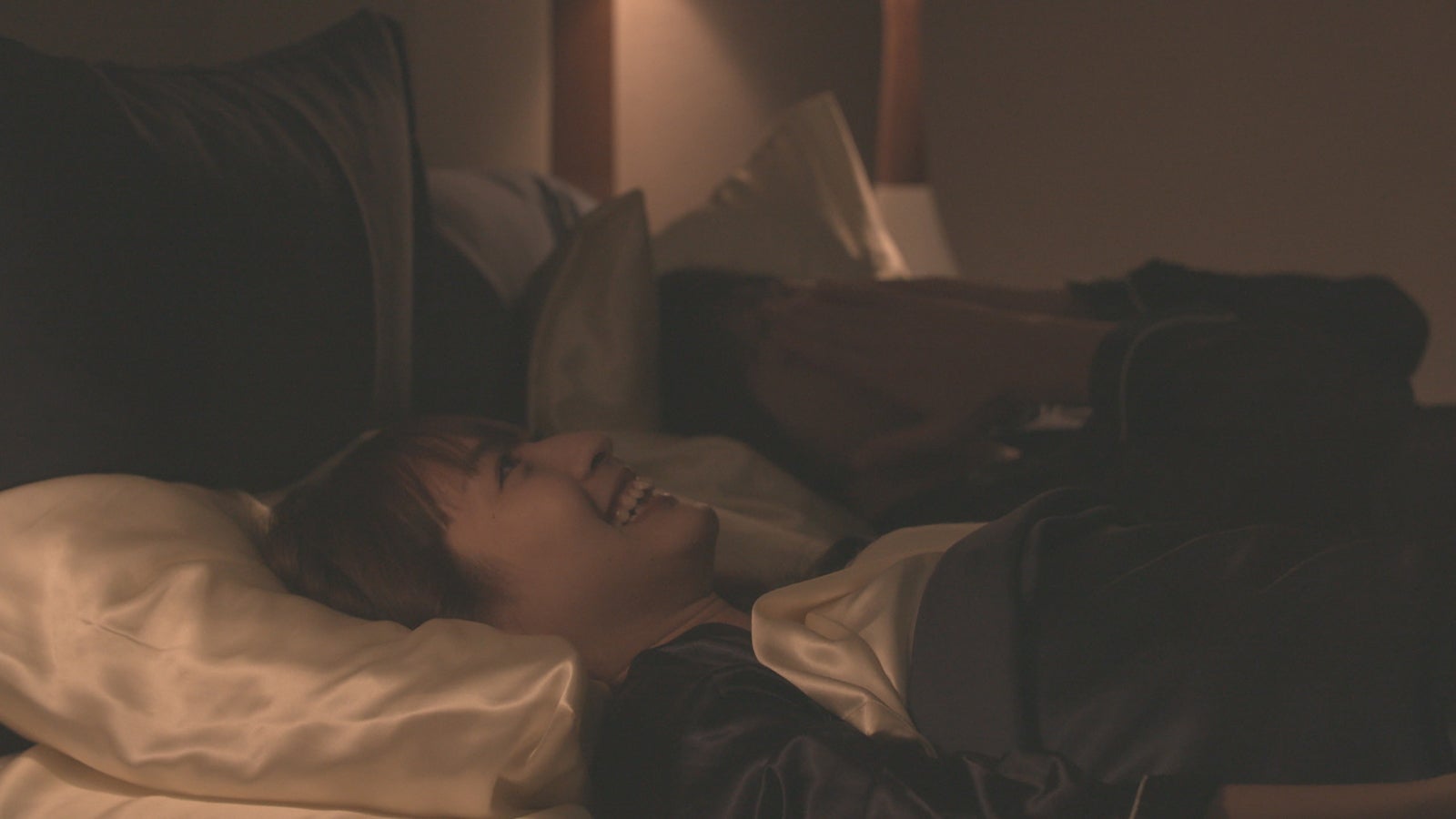 ロン・モンロウ「ダブルベッド」day1（C）TBS／イースト・エンタテインメント