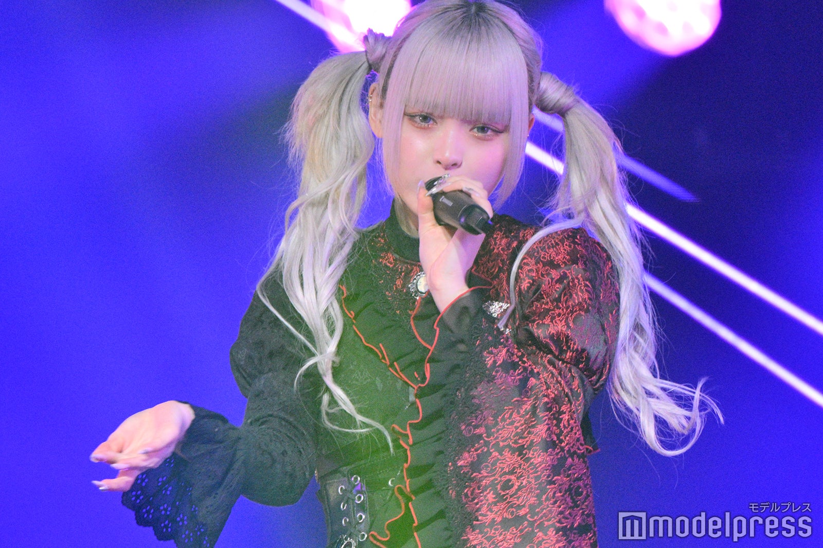 AVAM（C）モデルプレス