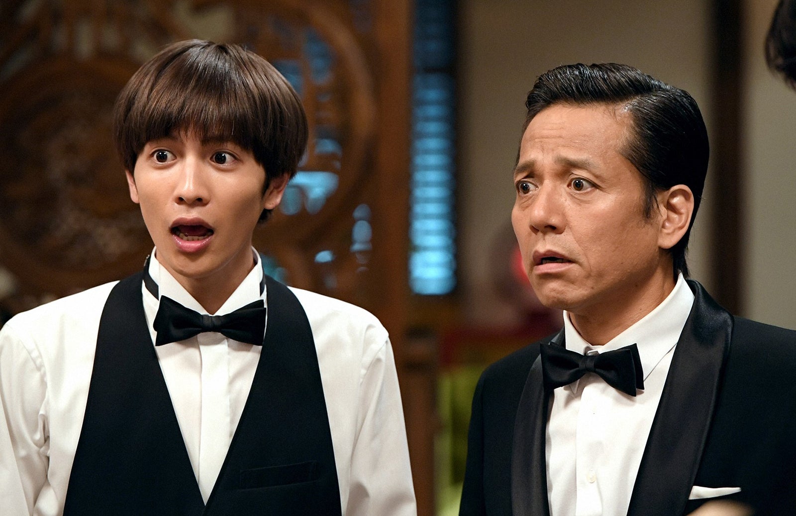 （左から）志尊淳、勝村政信／「Heaven？～ご苦楽レストラン～」第3話より（C）TBS