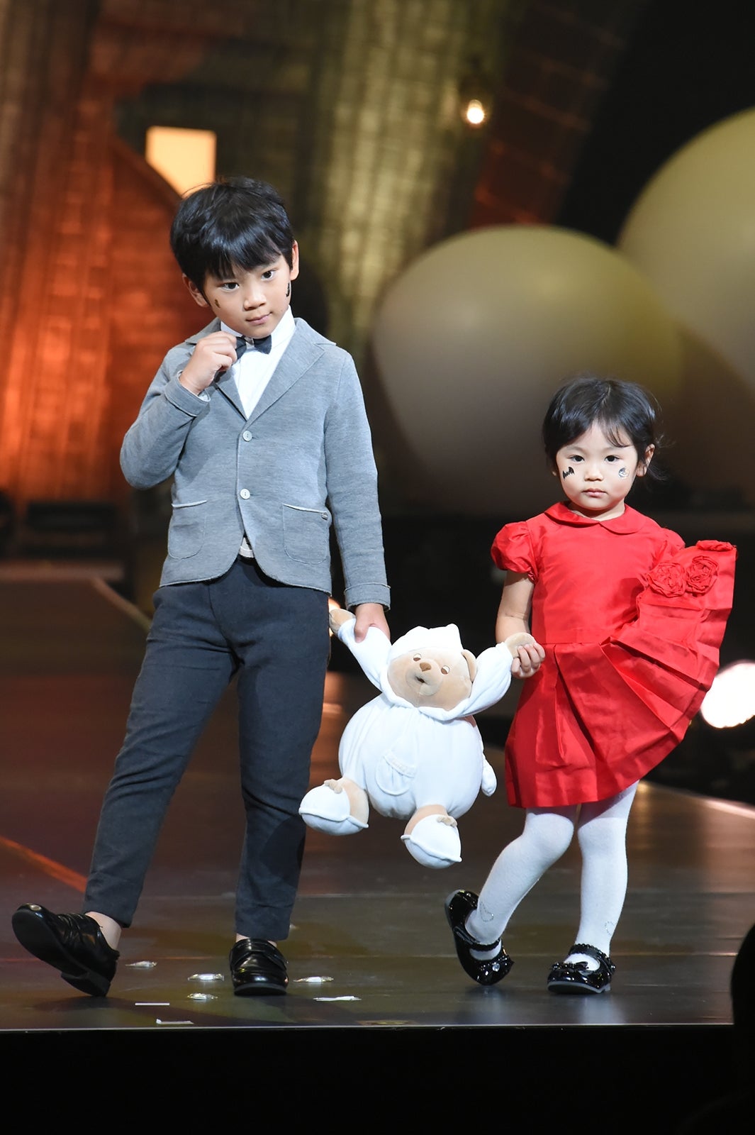 キッズモデル （C）ジャック・オー・ランド