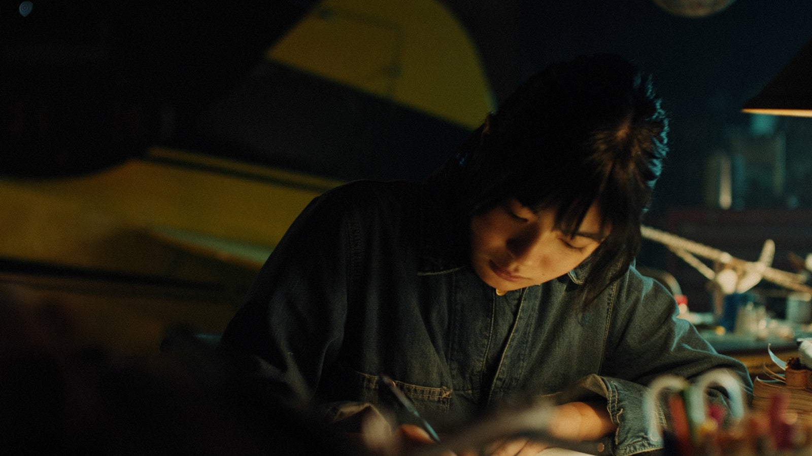 吉田美月喜出演CM「夢のフライト」篇より（提供写真）