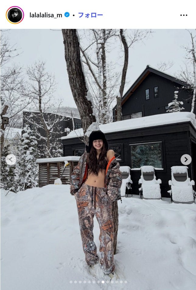 リサInstagramより