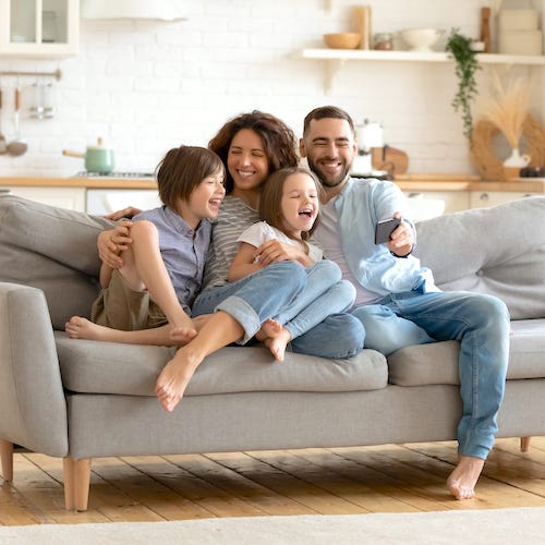 家族で観るおすすめ映画15選 子どもも大人も楽しめるファミリー向け人気作品 モデルプレス 家族で観るおすすめ映画15選 子どもも大人も楽しめるファミリー向け人気作品 モデルプレス