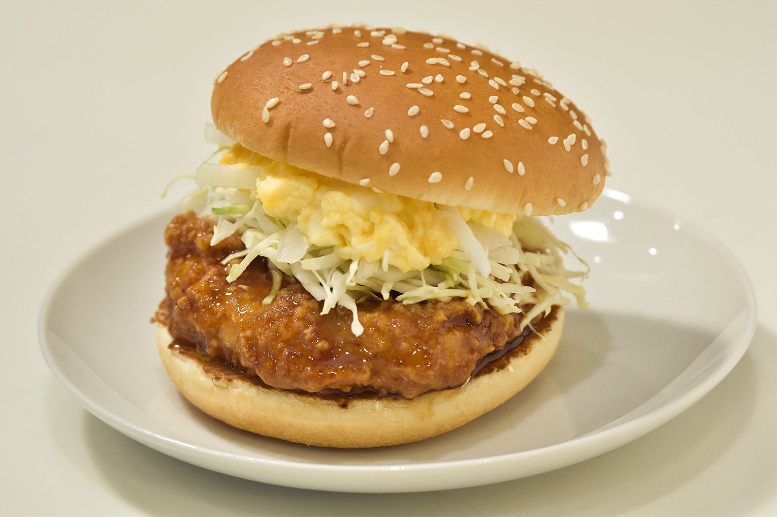 宮崎名物チキン南蛮バーガー／画像提供：日本マクドナルド