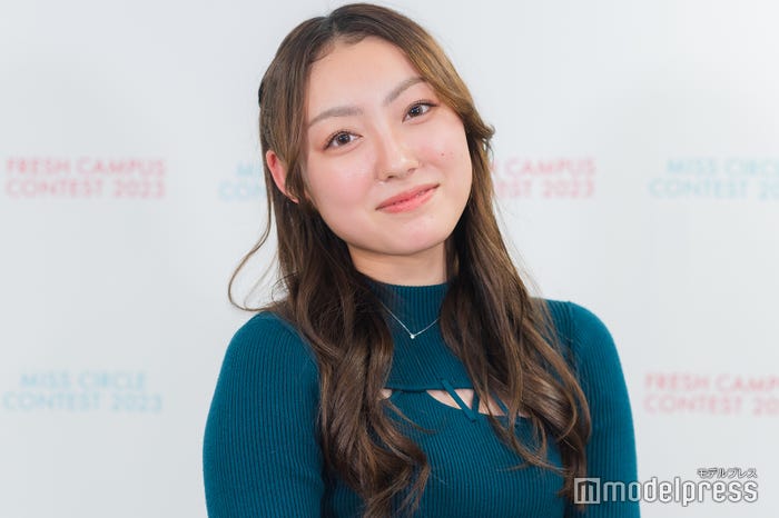 瀧下鈴(C)モデルプレス