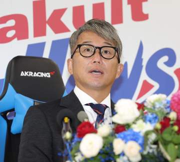 ヤクルト・石川 つば九郎にも感謝「どんな時もつば九郎、つばみちゃんがいてくれた。思い出はたくさんある」