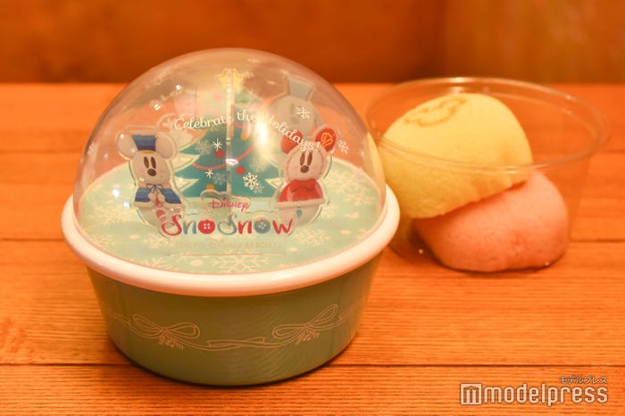 カスタードケーキ(あずき&ストロベリー)、スーベニアケース付き¥980 (C)モデルプレス(C)Disney