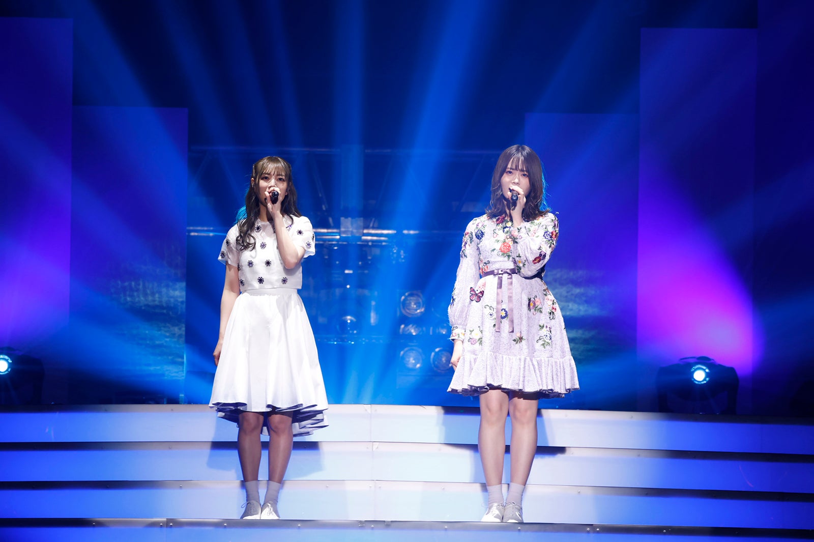 北野日奈子、山崎怜奈（C）乃木坂46LLC