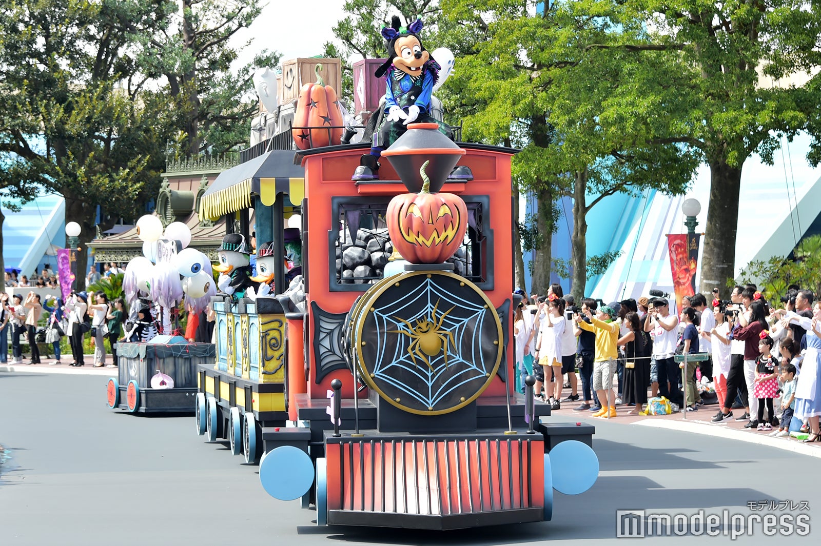 「スプーキー“Boo！”パレード」（C）モデルプレス（C）Disney