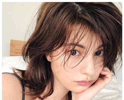 マギーの胸元あらわなSEXYショットにドキッ「美しい」「サービスショット」と絶賛の声
