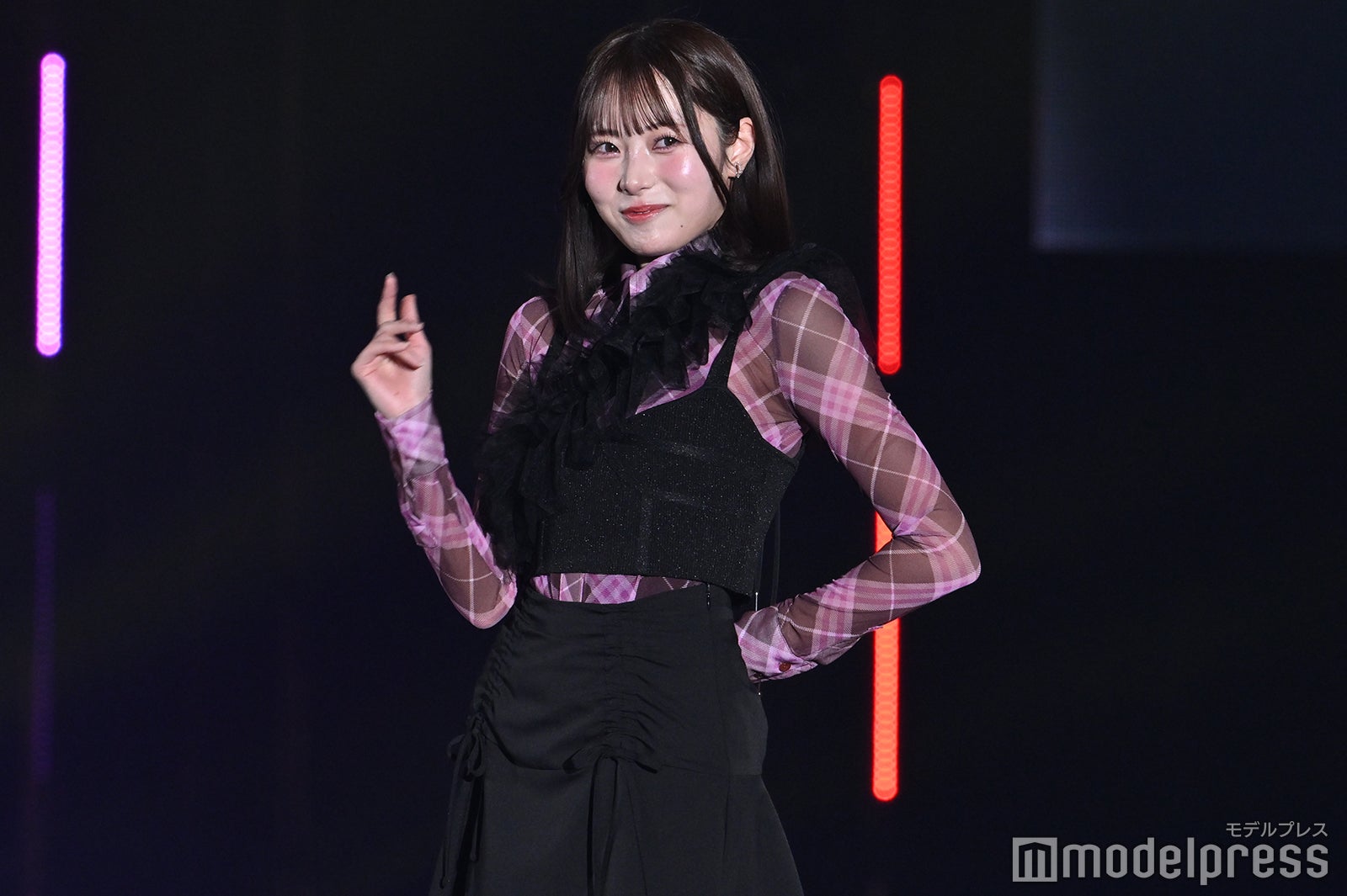 推しの子】ステージ、星野アイが登場 SWEET STEADY・CUTIE