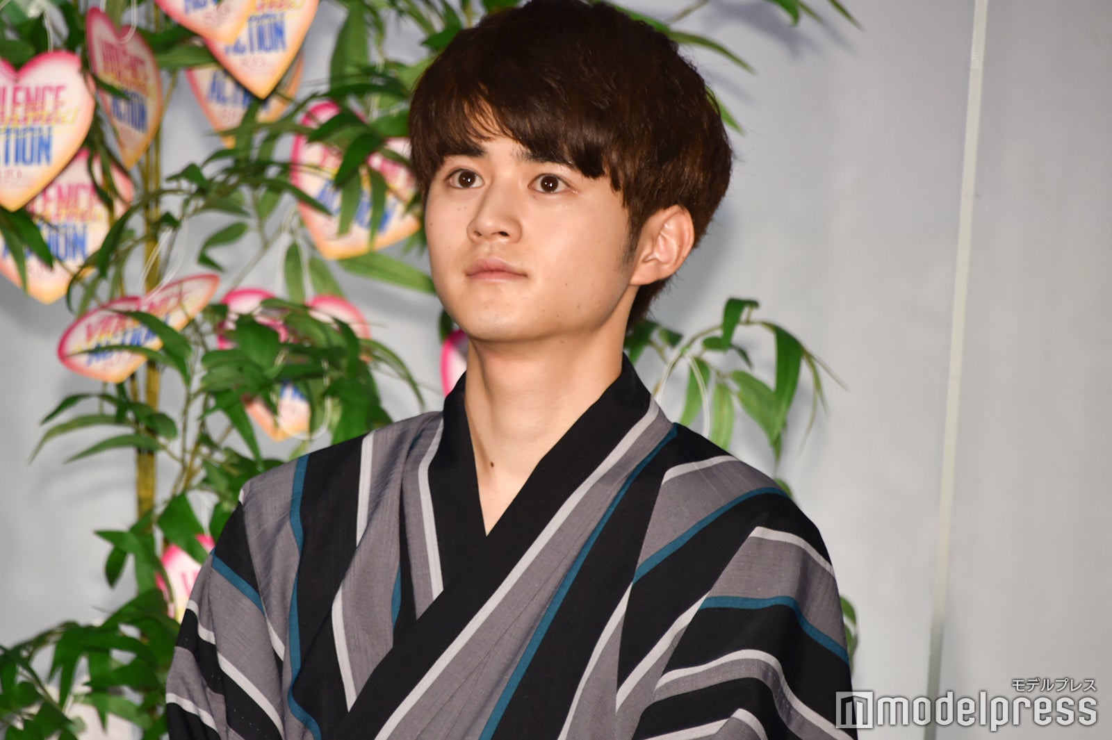 鈴鹿央士（C）モデルプレス