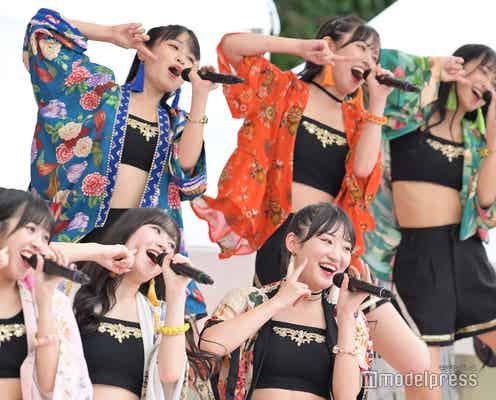 OCHA NORMA、BEYOOOOONDS代打でフレッシュに「TIF」初登場 ハロプロ定番曲続々披露<TIF2022>