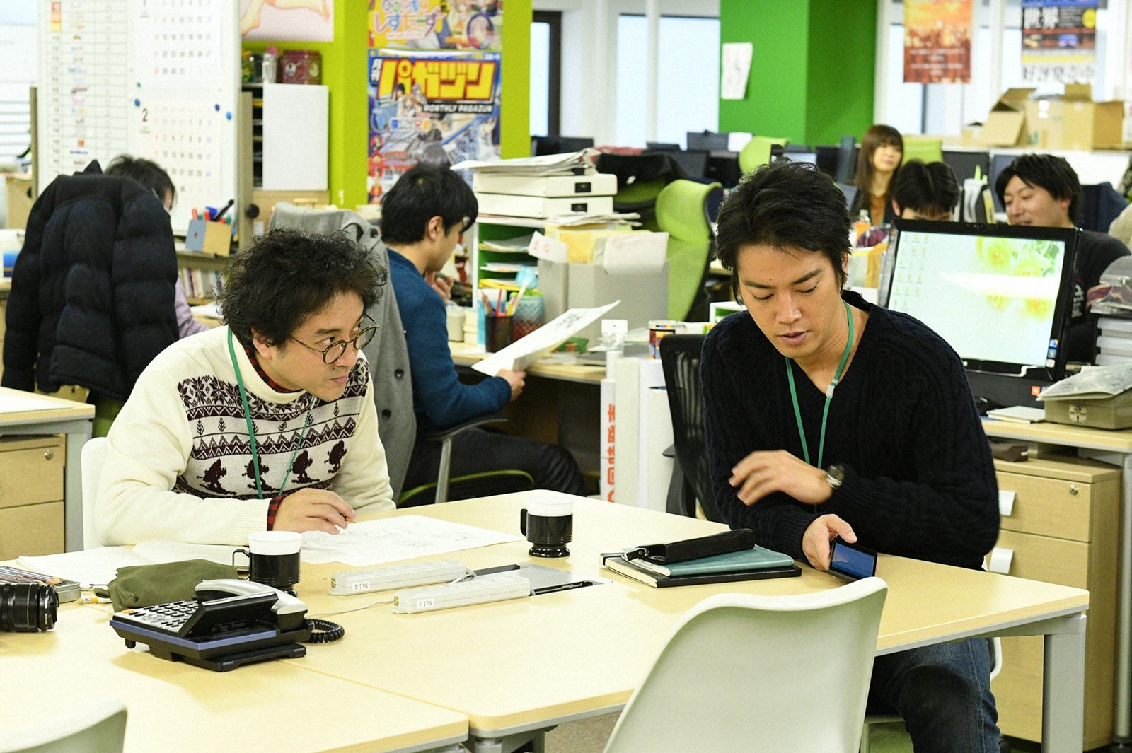 ムロツヨシ、桐谷健太／「きみが心に棲みついた」第2話より（C）TBS