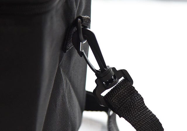 Marmot 保冷バッグ ムック本 付録 ムック本 付録 人気 おすすめ オススメ 宝島社 宝島 レビュー 開封レビュー 開封 便利 優秀 当たり 最高 傑作 Marmot マーモット 保冷バッグ 黒 ブラック ショルダーストラップ