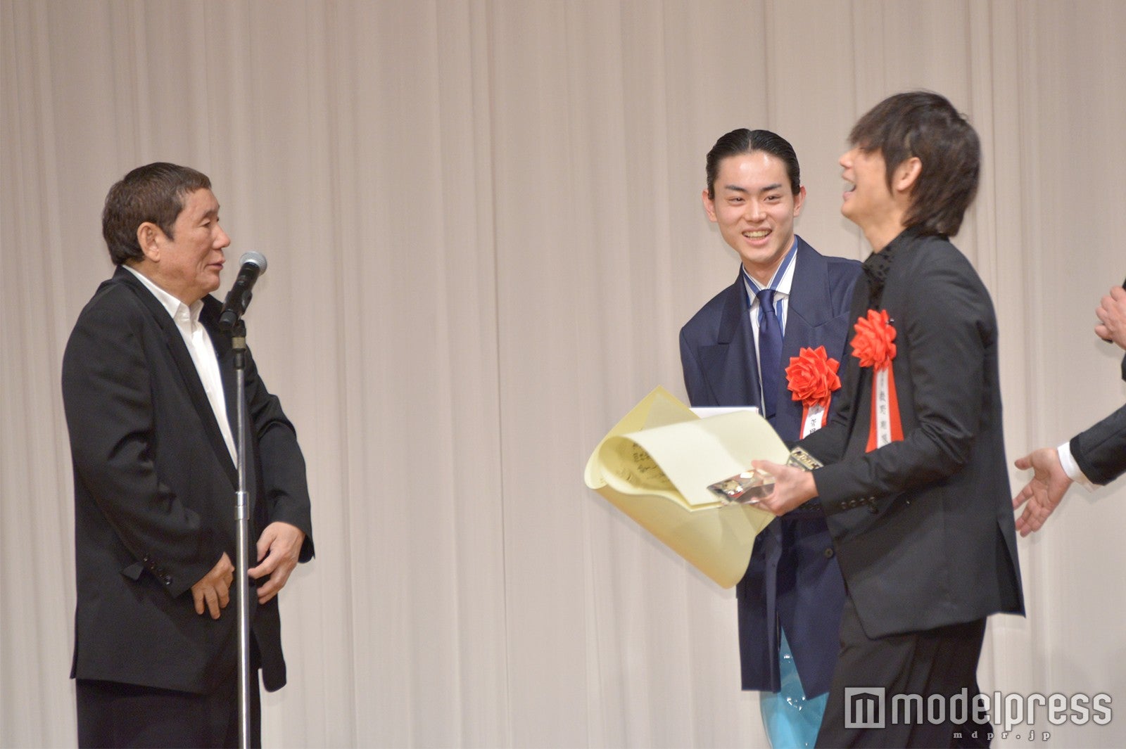 （C）モデルプレス