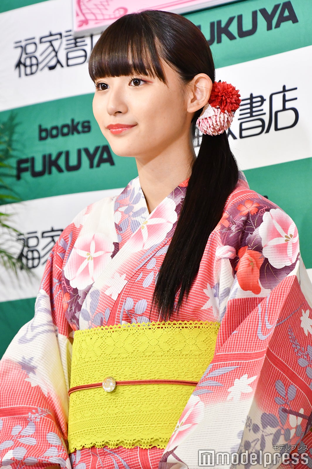 浅川梨奈（C）モデルプレス