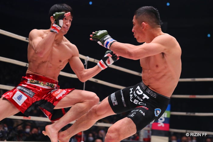 Rizin 26 朝倉海 堀口恭司との再戦でko負け カーフキックに散る モデルプレス Rizin 26 朝倉海 堀口恭司との再戦でko負け カーフキックに散る モデルプレス
